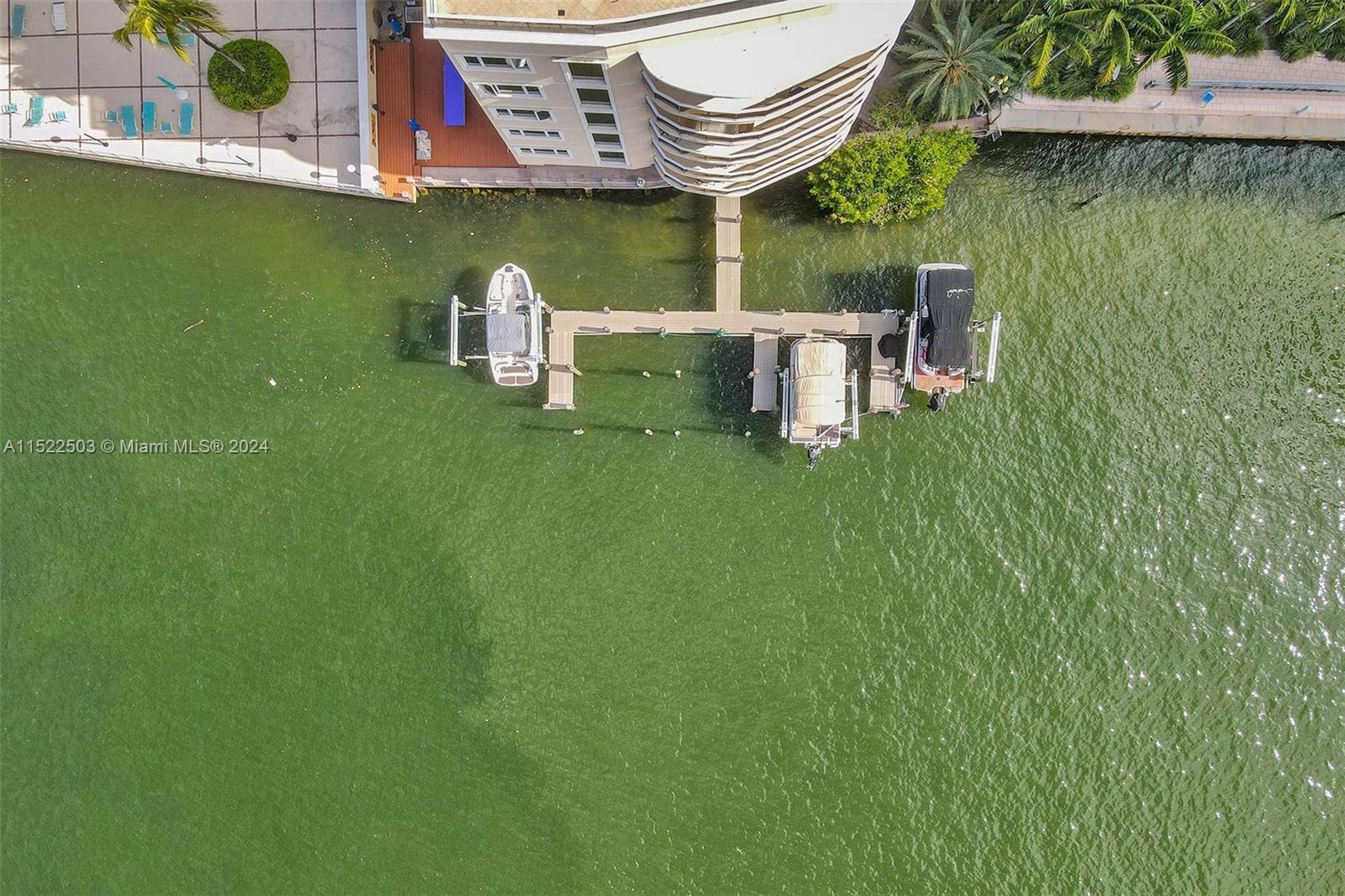 12 Seacrest Pkwy 3, Hollywood, Florida 33019, 3 Bedrooms Bedrooms, ,2 BathroomsBathrooms,Residential,For Sale,12 Seacrest Pkwy 3,A11522503