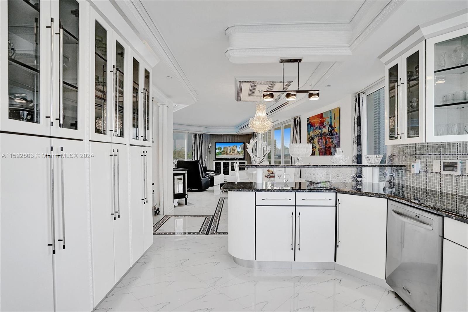 12 Seacrest Pkwy 3, Hollywood, Florida 33019, 3 Bedrooms Bedrooms, ,2 BathroomsBathrooms,Residential,For Sale,12 Seacrest Pkwy 3,A11522503