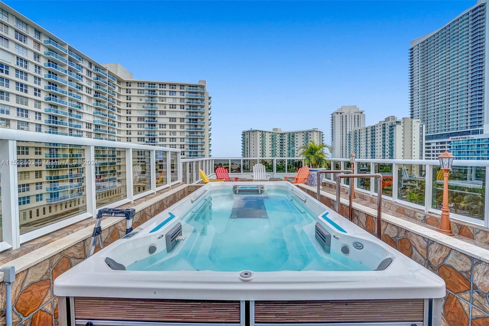 12 Seacrest Pkwy 3, Hollywood, Florida 33019, 3 Bedrooms Bedrooms, ,2 BathroomsBathrooms,Residential,For Sale,12 Seacrest Pkwy 3,A11522503