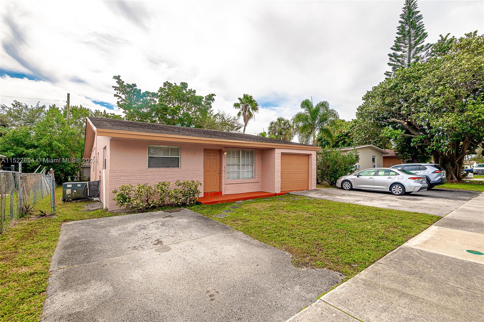2830 NW 12th Ct 1-2, Fort Lauderdale, Florida 33311, ,Commercialsale,For Sale,2830 NW 12th Ct 1-2,A11522804