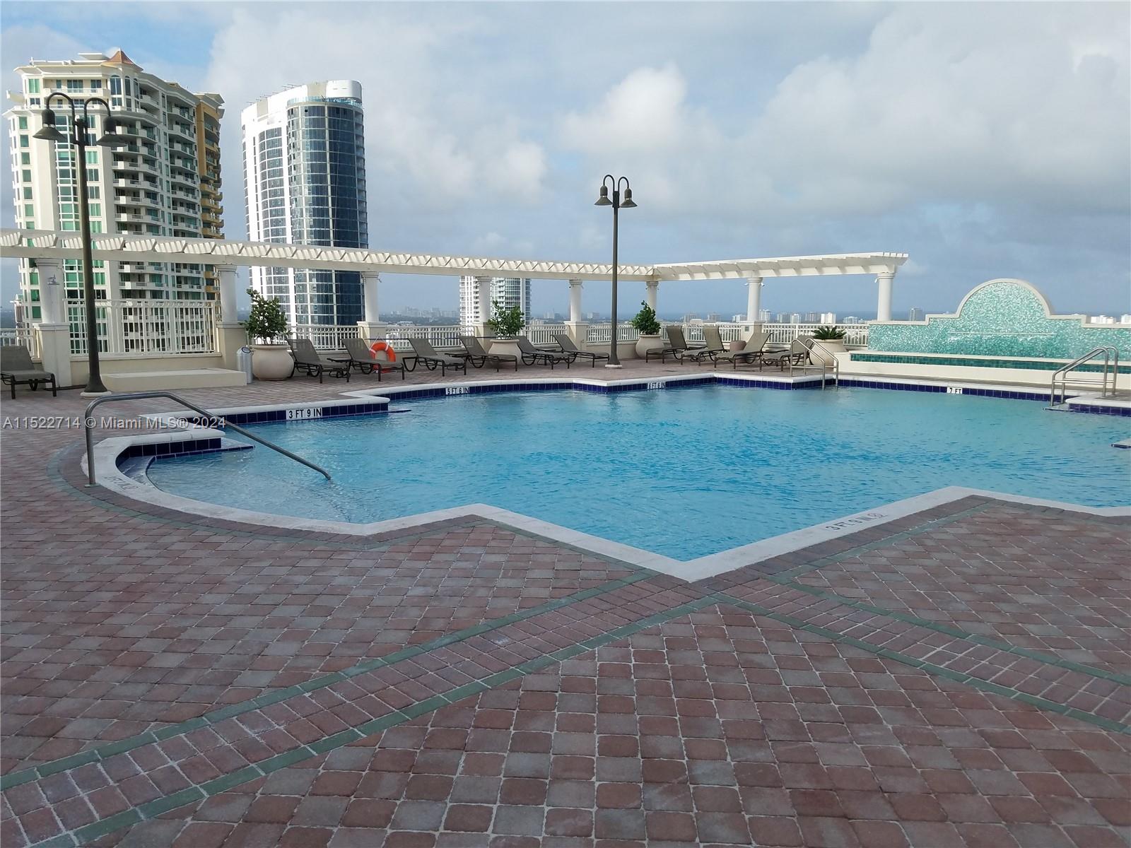 511 SE 5th Ave 1512, Fort Lauderdale, Florida 33301, 2 Bedrooms Bedrooms, ,2 BathroomsBathrooms,Residentiallease,For Rent,511 SE 5th Ave 1512,A11522714