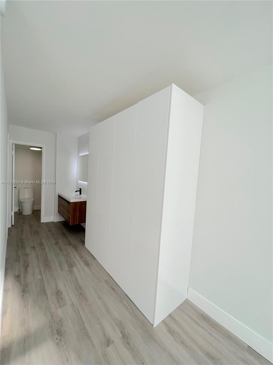 5838 Collins Ave 8E, Miami Beach, Florida 33140, 1 Bedroom Bedrooms, ,1 BathroomBathrooms,Residential,For Sale,5838 Collins Ave 8E,A11522854