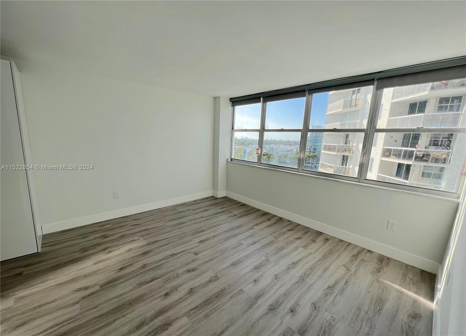 5838 Collins Ave 8E, Miami Beach, Florida 33140, 1 Bedroom Bedrooms, ,1 BathroomBathrooms,Residential,For Sale,5838 Collins Ave 8E,A11522854