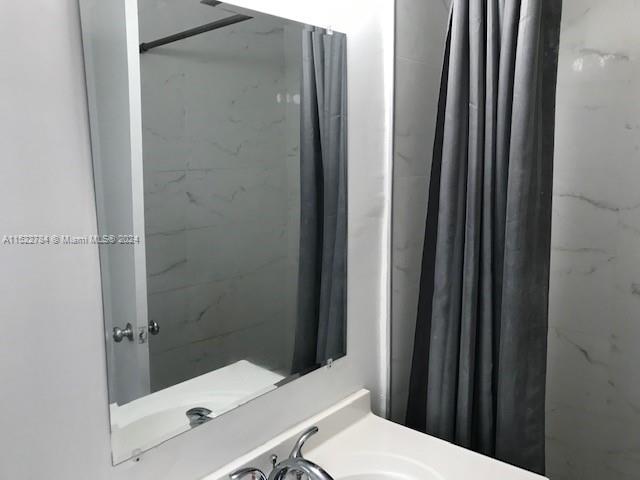  bathroom 23/2