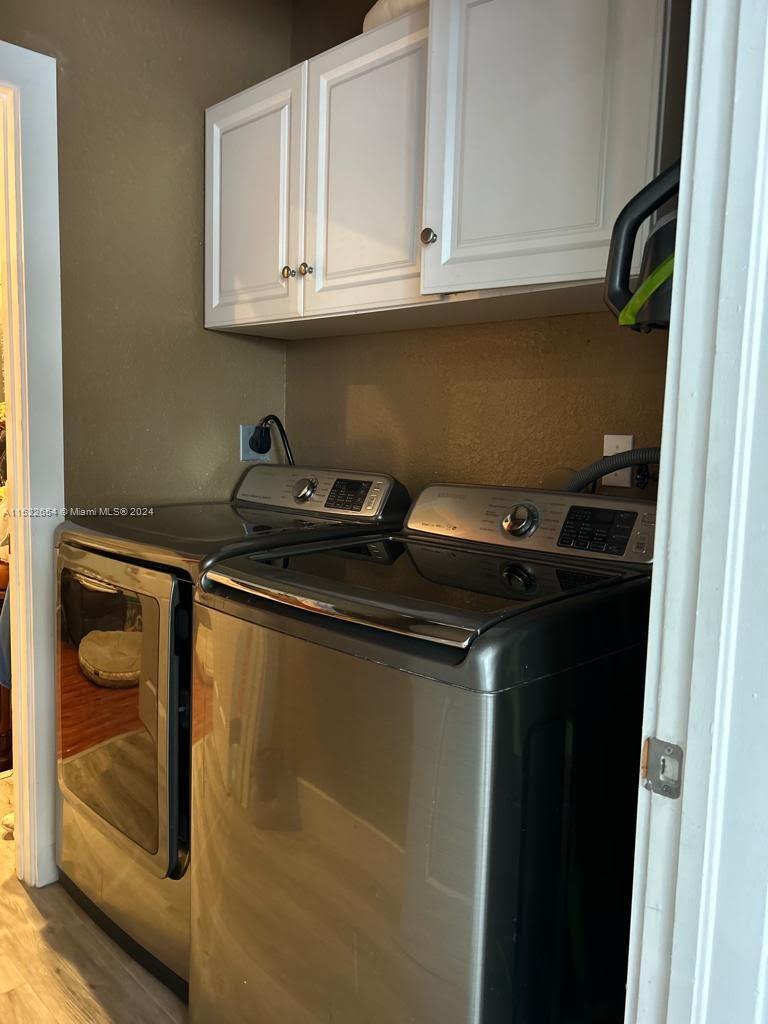 15399 SW 17th Ter, Miami, Florida 33185, 4 Bedrooms Bedrooms, ,2 BathroomsBathrooms,Residential,For Sale,15399 SW 17th Ter,A11522654