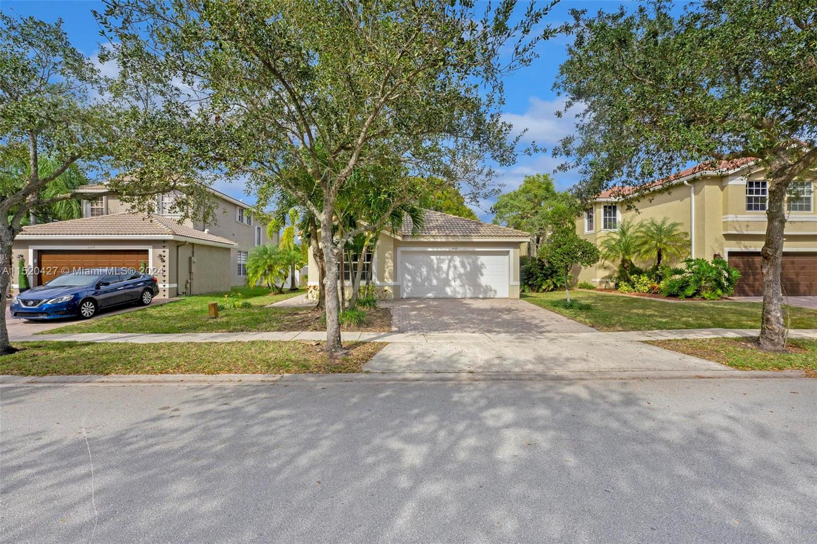 16427 SW 28th Ct  For Sale A11520427, FL