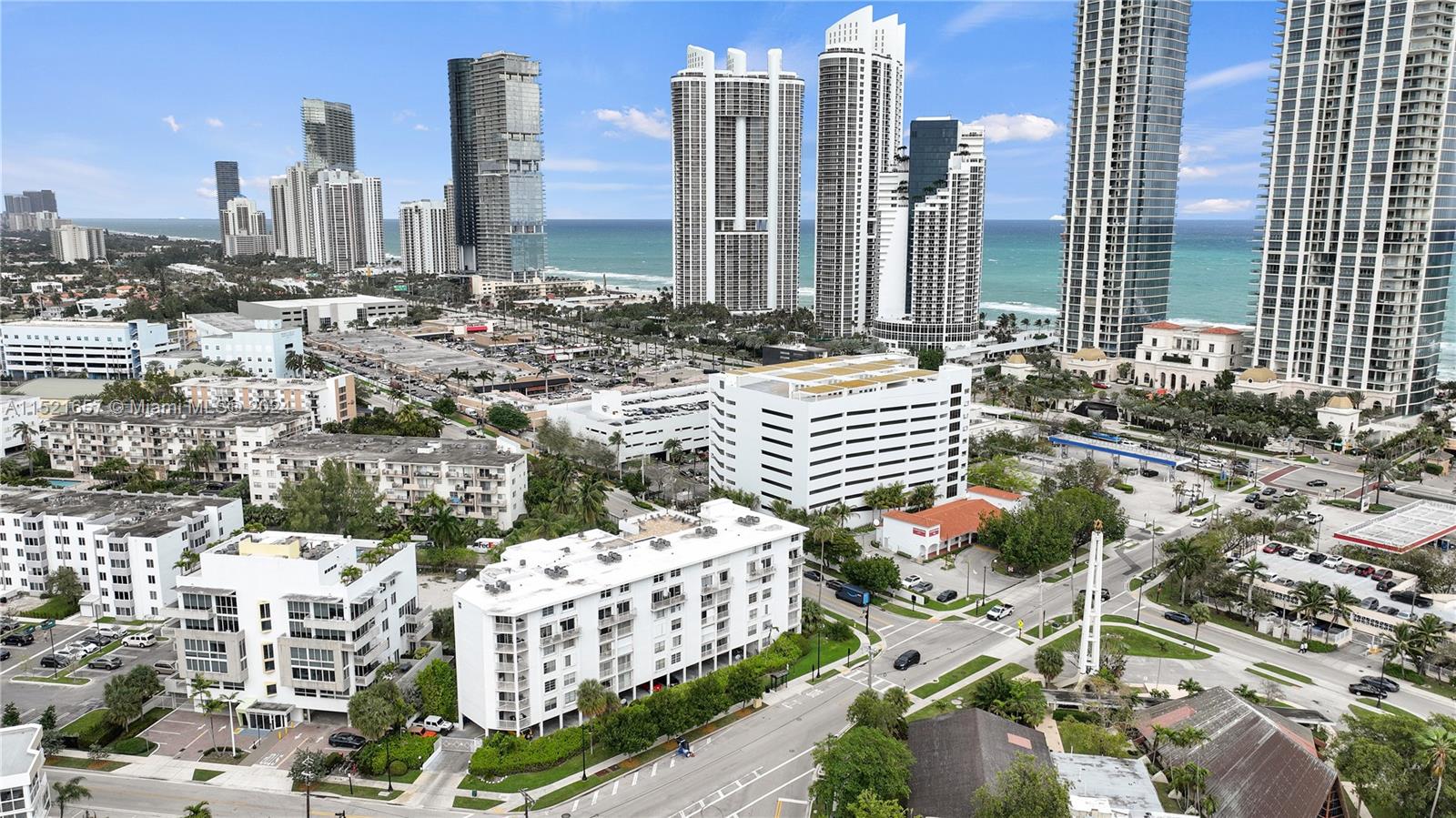 17800 Atlantic Blvd 403, Sunny Isles Beach, Florida 33160, 1 Bedroom Bedrooms, ,1 BathroomBathrooms,Residential,For Sale,17800 Atlantic Blvd 403,A11521657