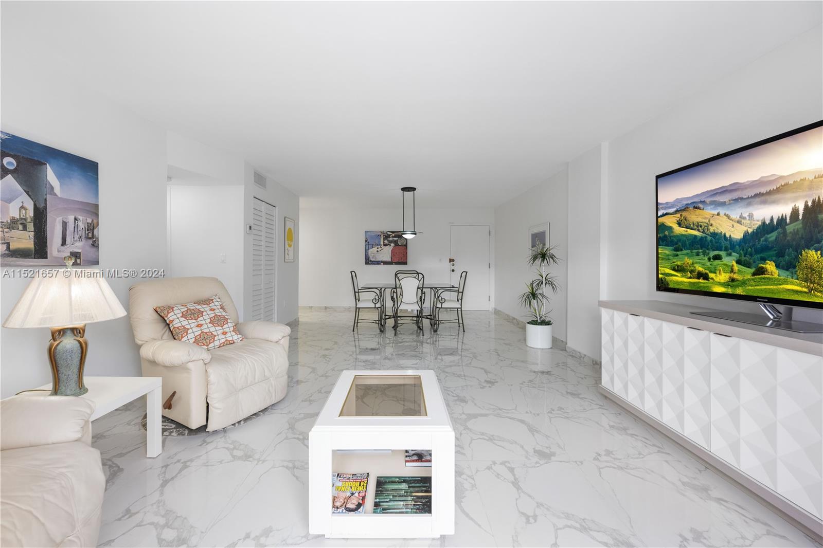 17800 Atlantic Blvd 403, Sunny Isles Beach, Florida 33160, 1 Bedroom Bedrooms, ,1 BathroomBathrooms,Residential,For Sale,17800 Atlantic Blvd 403,A11521657