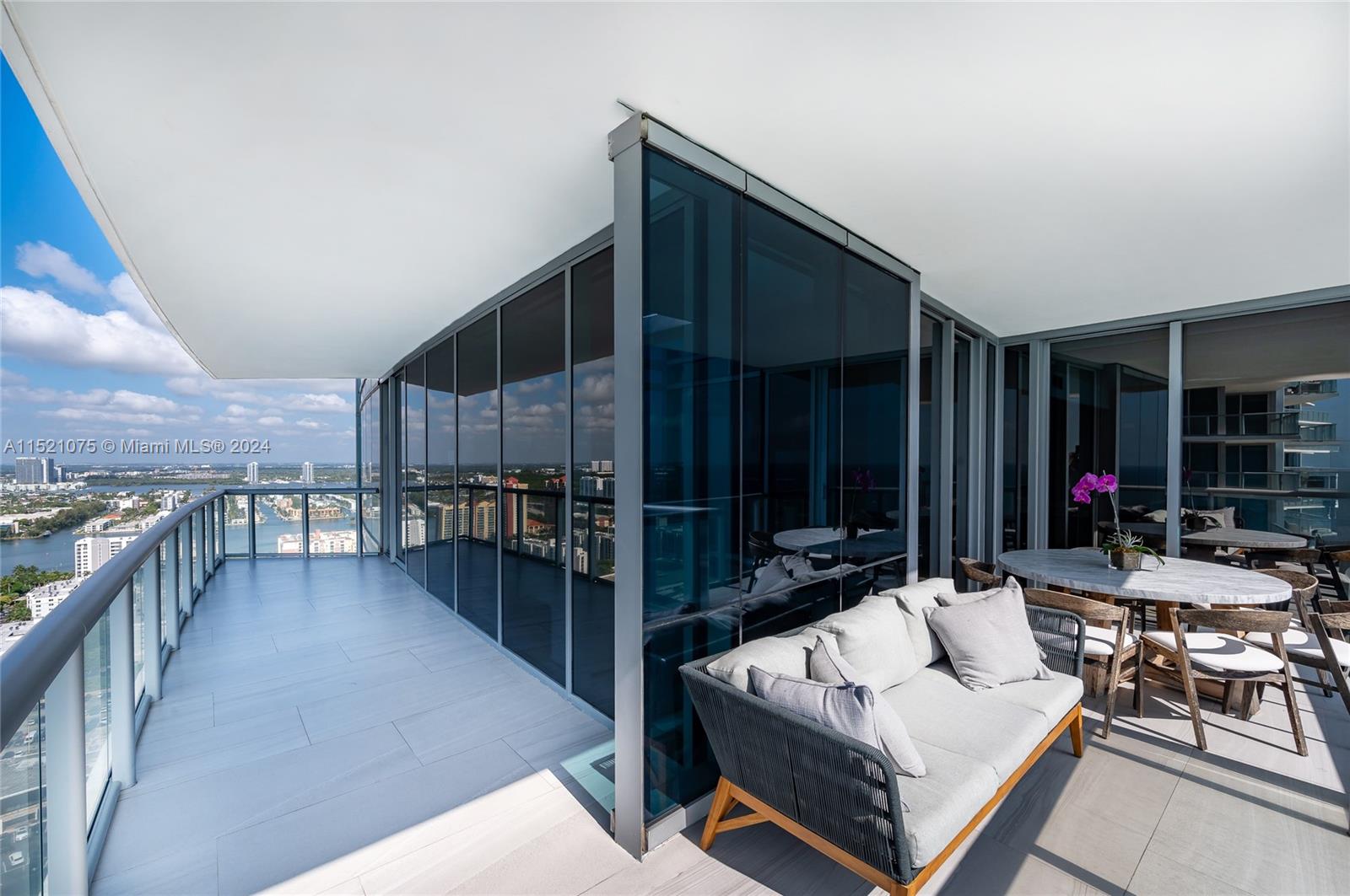17121 Collins Ave 3301, Sunny Isles Beach, Florida 33160, 4 Bedrooms Bedrooms, ,4 BathroomsBathrooms,Residential,For Sale,17121 Collins Ave 3301,A11521075