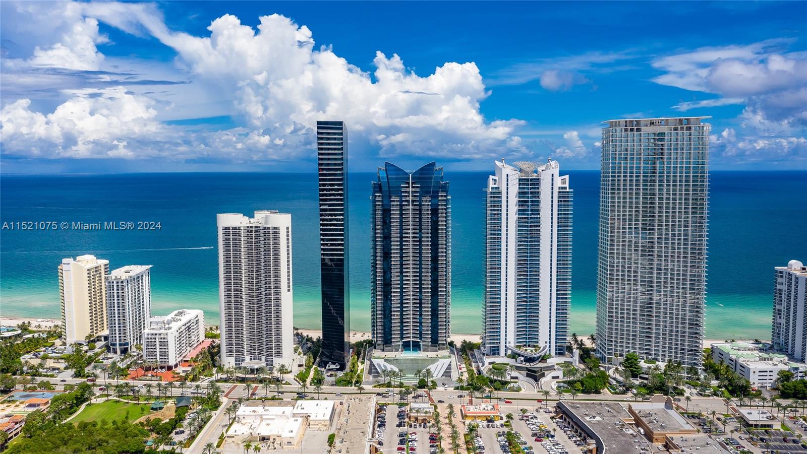 17121 Collins Ave 3301, Sunny Isles Beach, Florida 33160, 4 Bedrooms Bedrooms, ,4 BathroomsBathrooms,Residential,For Sale,17121 Collins Ave 3301,A11521075