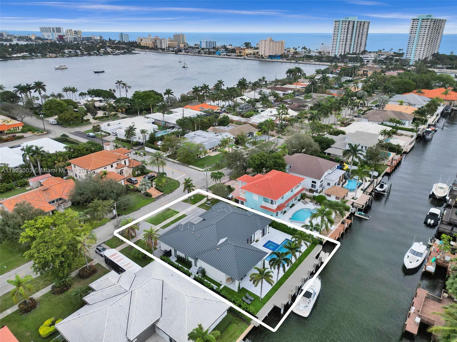 900 Washington St, Hollywood, Florida 33019, 4 Bedrooms Bedrooms, ,4 BathroomsBathrooms,Residential,For Sale,900 Washington St,A11523003