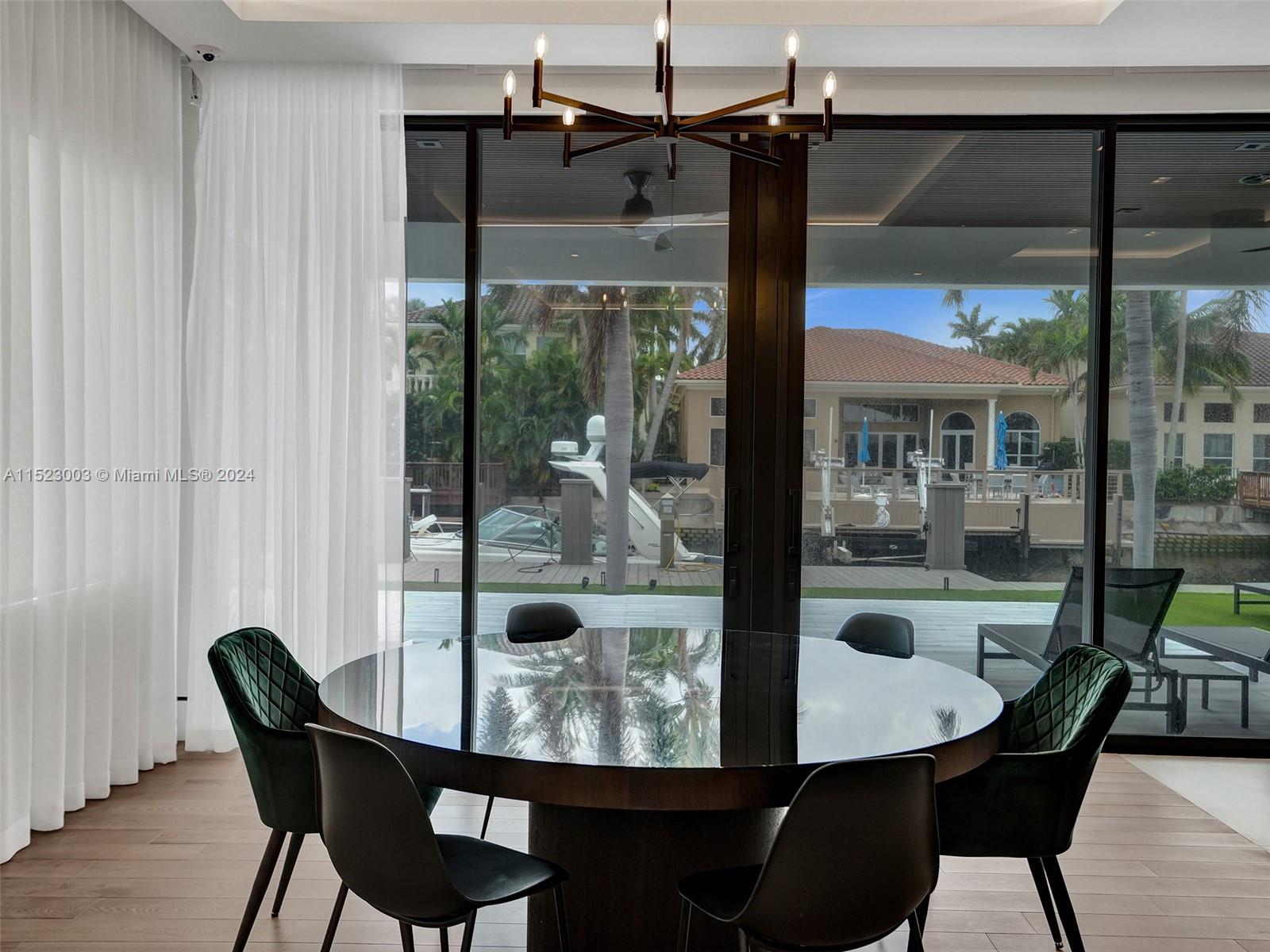 900 Washington St, Hollywood, Florida 33019, 4 Bedrooms Bedrooms, ,4 BathroomsBathrooms,Residential,For Sale,900 Washington St,A11523003