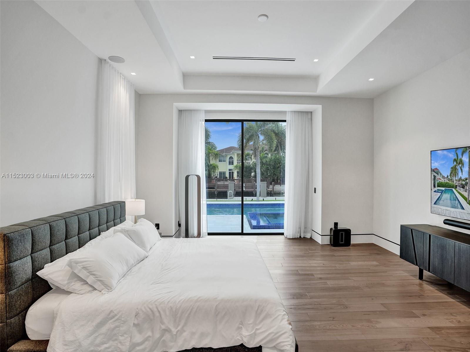 900 Washington St, Hollywood, Florida 33019, 4 Bedrooms Bedrooms, ,4 BathroomsBathrooms,Residential,For Sale,900 Washington St,A11523003