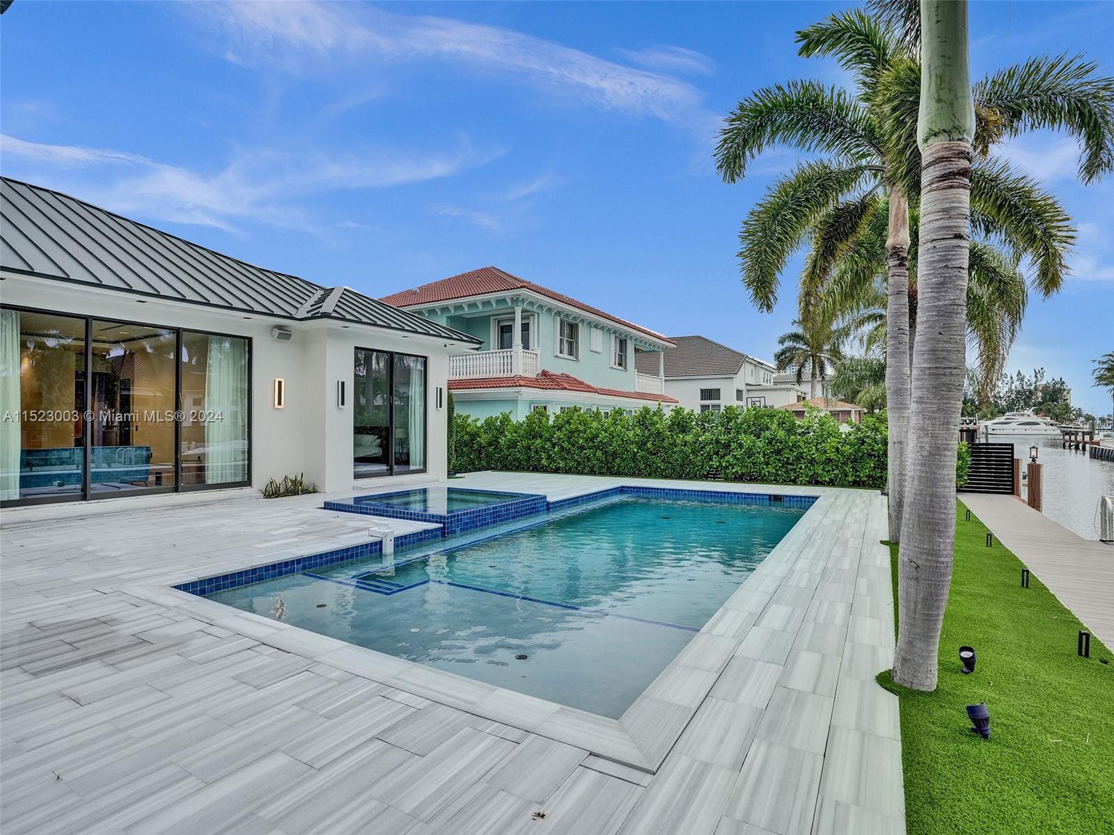 900 Washington St, Hollywood, Florida 33019, 4 Bedrooms Bedrooms, ,4 BathroomsBathrooms,Residential,For Sale,900 Washington St,A11523003