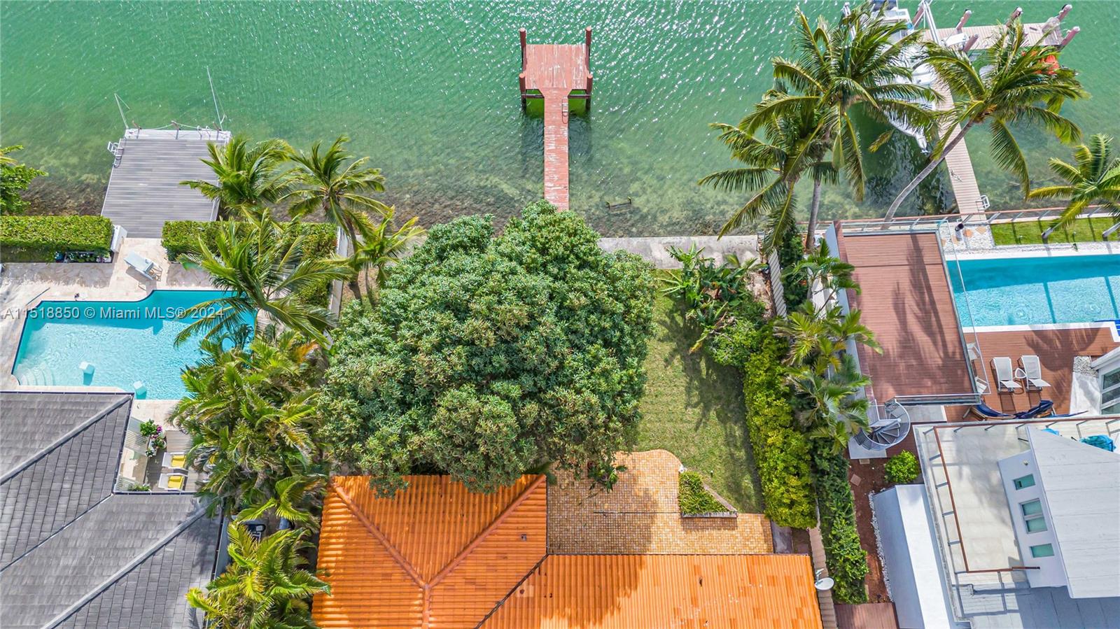 1170 S Biscayne Point Rd, Miami Beach, Florida 33141, 4 Bedrooms Bedrooms, ,3 BathroomsBathrooms,Residential,For Sale,1170 S Biscayne Point Rd,A11518850