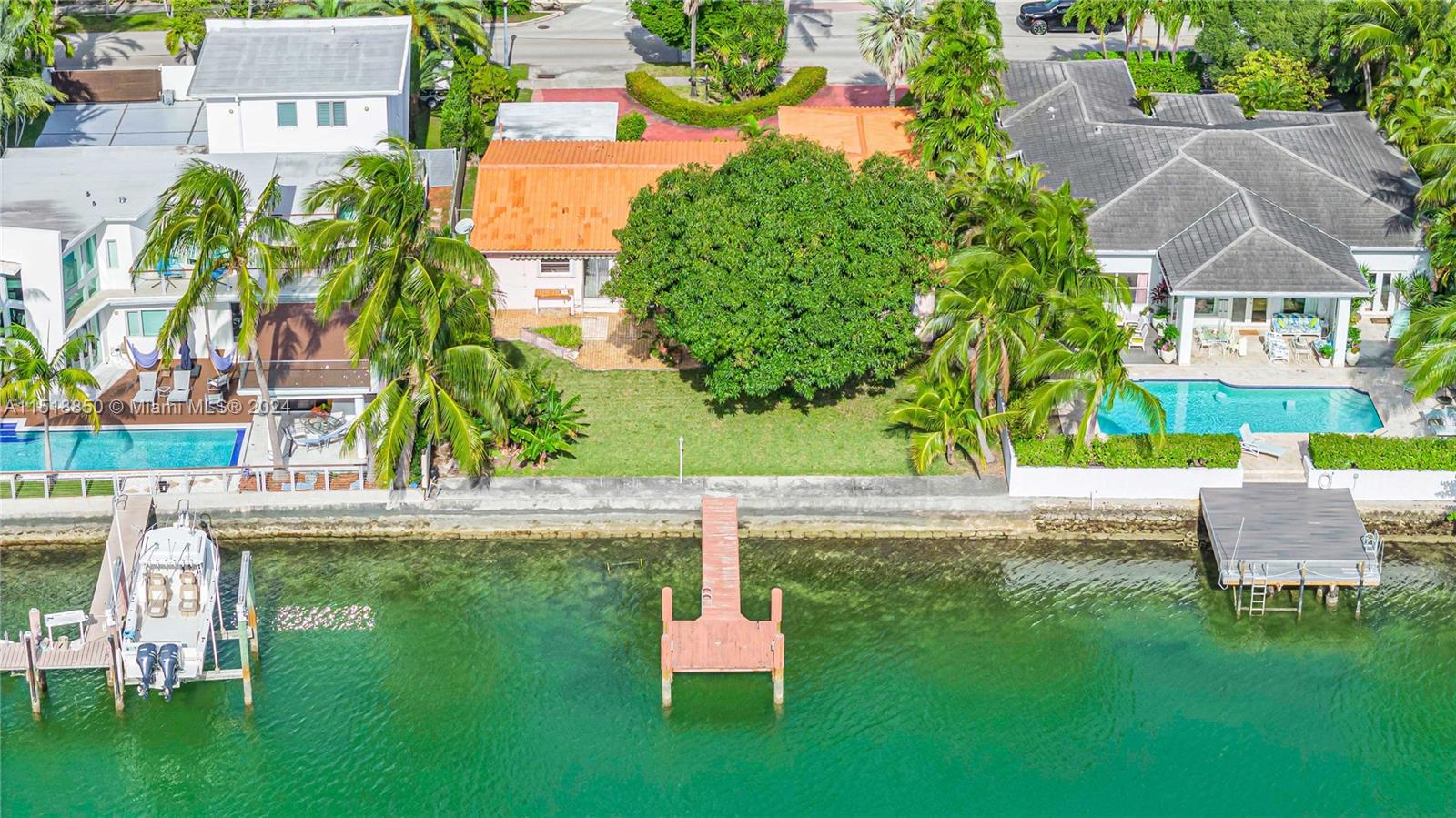 1170 S Biscayne Point Rd, Miami Beach, Florida 33141, 4 Bedrooms Bedrooms, ,3 BathroomsBathrooms,Residential,For Sale,1170 S Biscayne Point Rd,A11518850