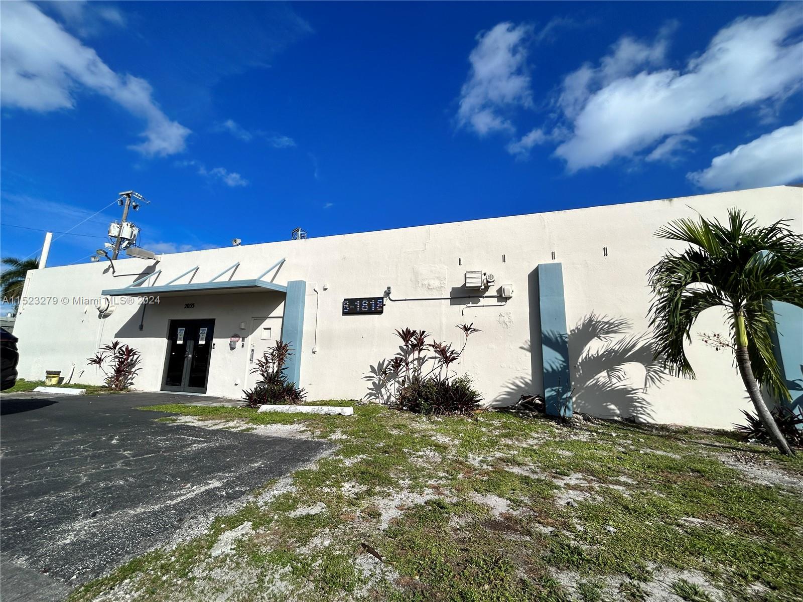 2055 Liberty St, Hollywood, Florida 33020, ,Commercialsale,For Sale,2055 Liberty St,A11523279