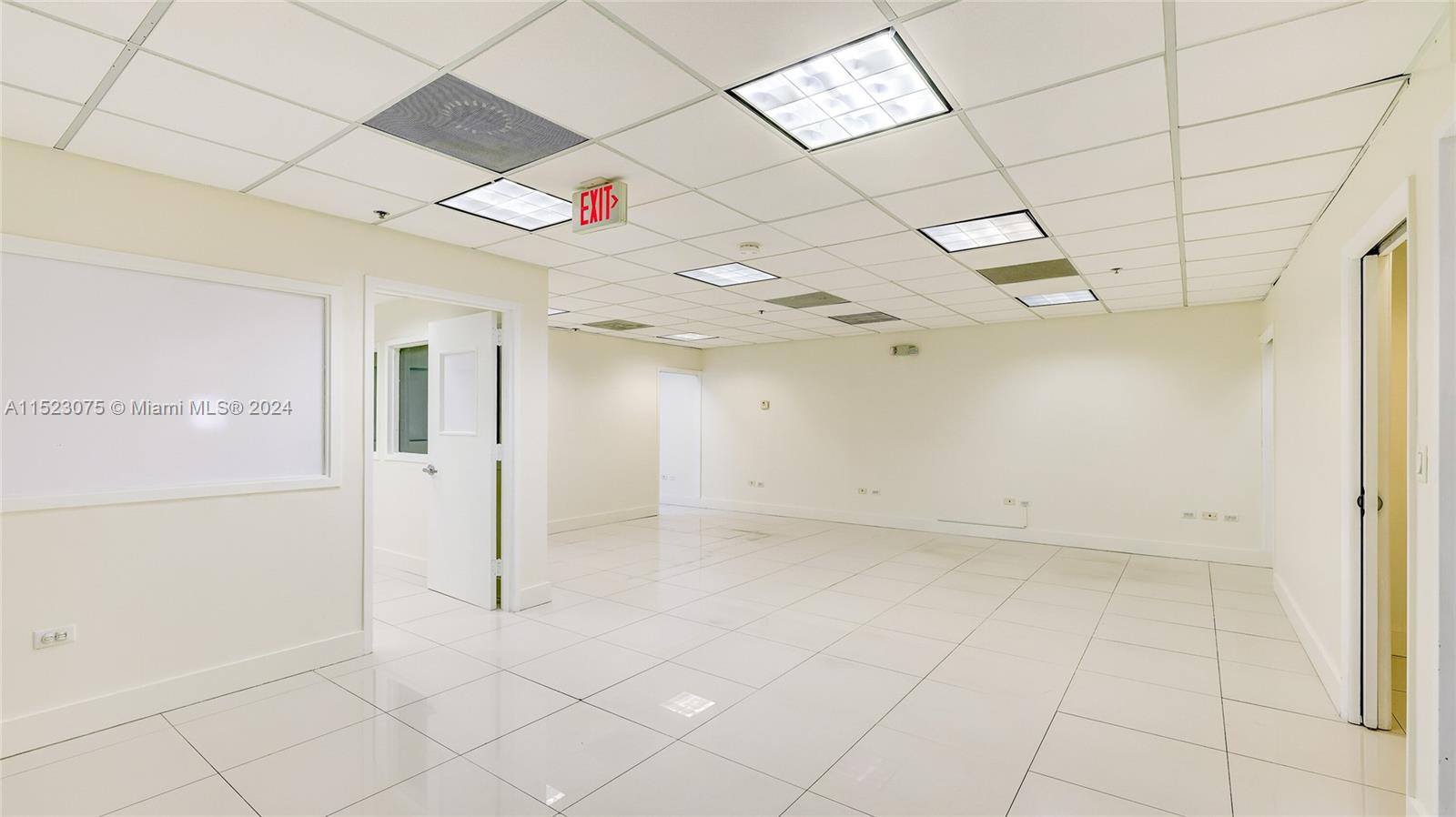 9600 NW 25th St 1st Floor, Doral, Florida 33172, ,Commerciallease,For Rent,9600 NW 25th St 1st Floor,A11523075