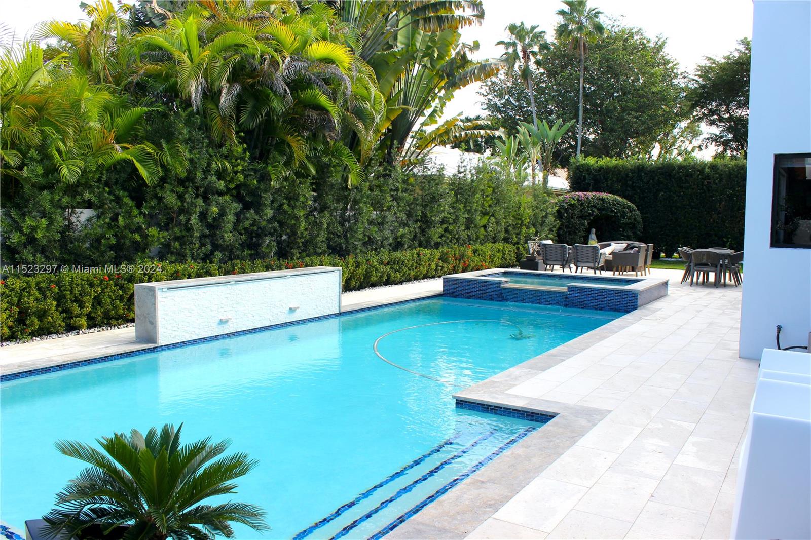 5443 NW 94th Doral Pl, Doral, Florida 33178, 4 Bedrooms Bedrooms, ,4 BathroomsBathrooms,Residential,For Sale,5443 NW 94th Doral Pl,A11523297