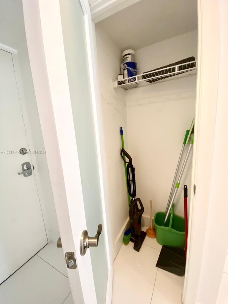 100 Lincoln Rd 906, Miami Beach, Florida 33139, ,1 BathroomBathrooms,Residential,For Sale,100 Lincoln Rd 906,A11523341