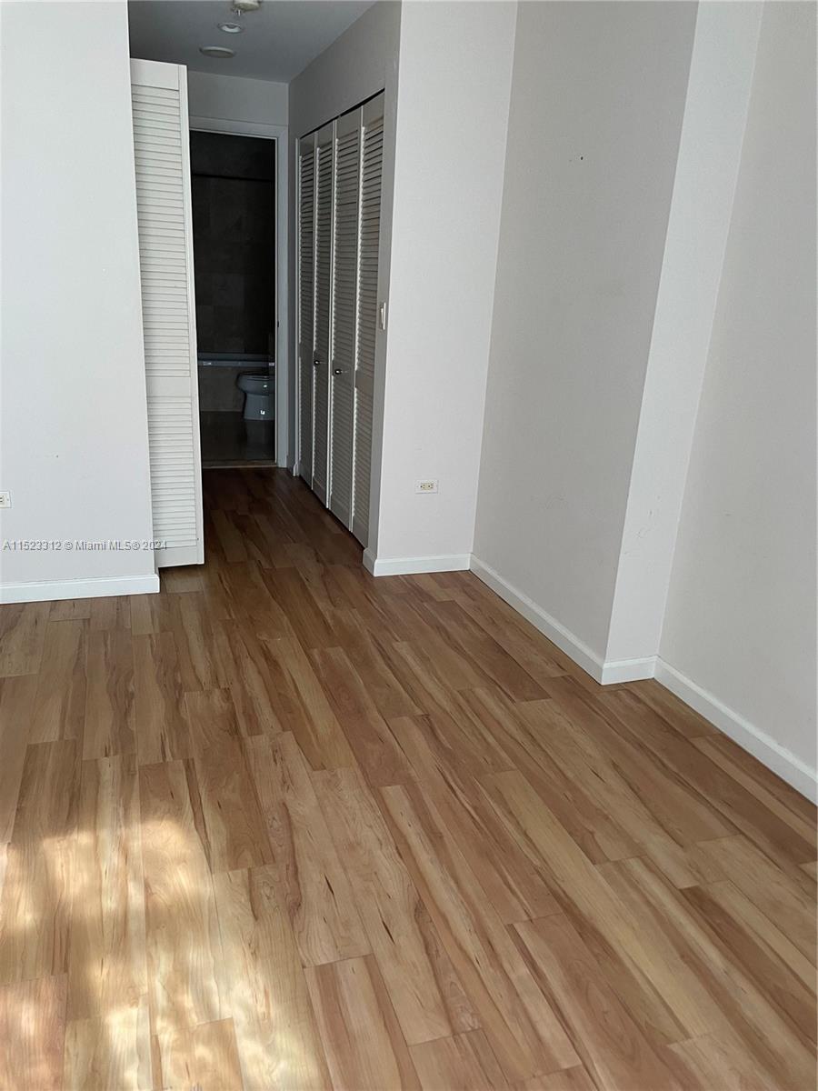 801 BRICKELL KEY BL 1705, Miami, Florida 33131, 1 Bedroom Bedrooms, ,1 BathroomBathrooms,Residentiallease,For Rent,801 BRICKELL KEY BL 1705,A11523312