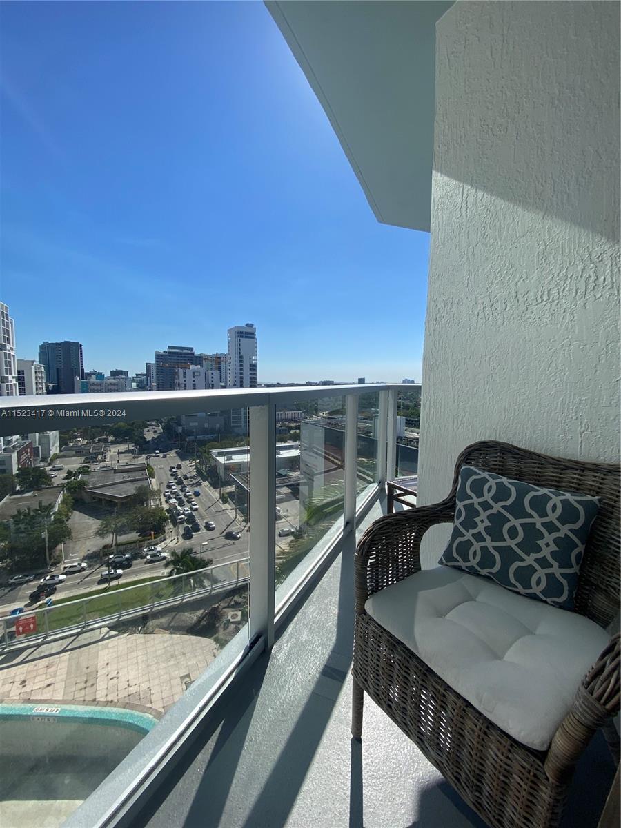 185 SW 7th St 1402, Miami, Florida 33130, 2 Bedrooms Bedrooms, ,2 BathroomsBathrooms,Residential,For Sale,185 SW 7th St 1402,A11523417