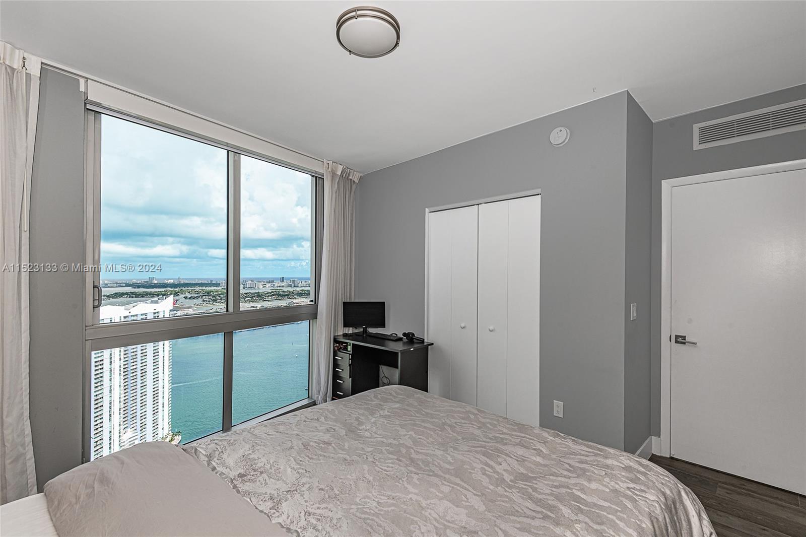 465 Brickell Ave 5101, Miami, Florida 33131, 3 Bedrooms Bedrooms, ,2 BathroomsBathrooms,Residentiallease,For Rent,465 Brickell Ave 5101,A11523133