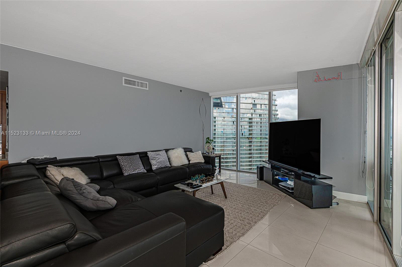 465 Brickell Ave 5101, Miami, Florida 33131, 3 Bedrooms Bedrooms, ,2 BathroomsBathrooms,Residentiallease,For Rent,465 Brickell Ave 5101,A11523133