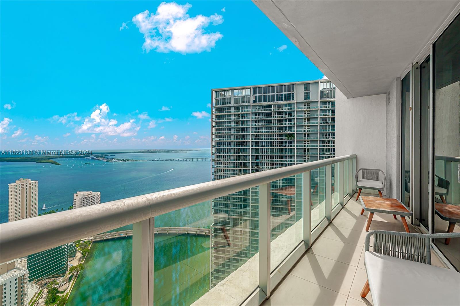 465 Brickell Ave 5101, Miami, Florida 33131, 3 Bedrooms Bedrooms, ,2 BathroomsBathrooms,Residentiallease,For Rent,465 Brickell Ave 5101,A11523133