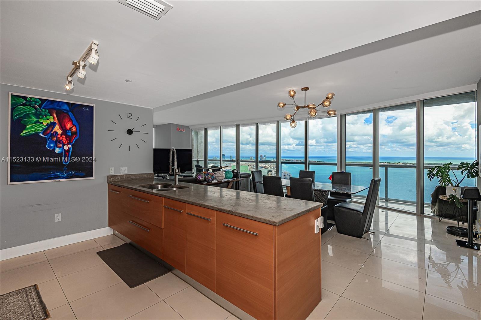 465 Brickell Ave 5101, Miami, Florida 33131, 3 Bedrooms Bedrooms, ,2 BathroomsBathrooms,Residentiallease,For Rent,465 Brickell Ave 5101,A11523133