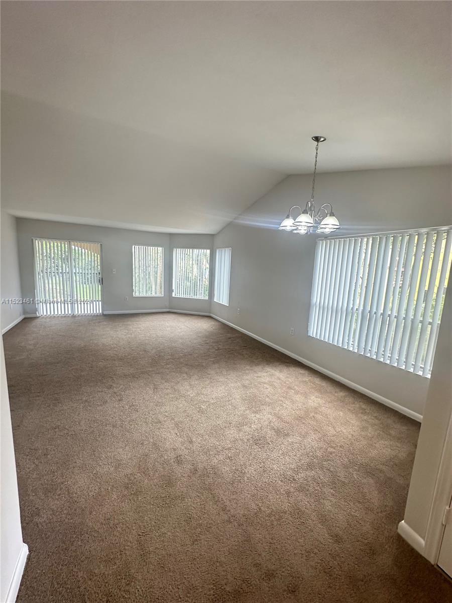 Oakland Park, Florida 33309, 2 Bedrooms Bedrooms, ,2 BathroomsBathrooms,Residentiallease,For Rent,A11523461
