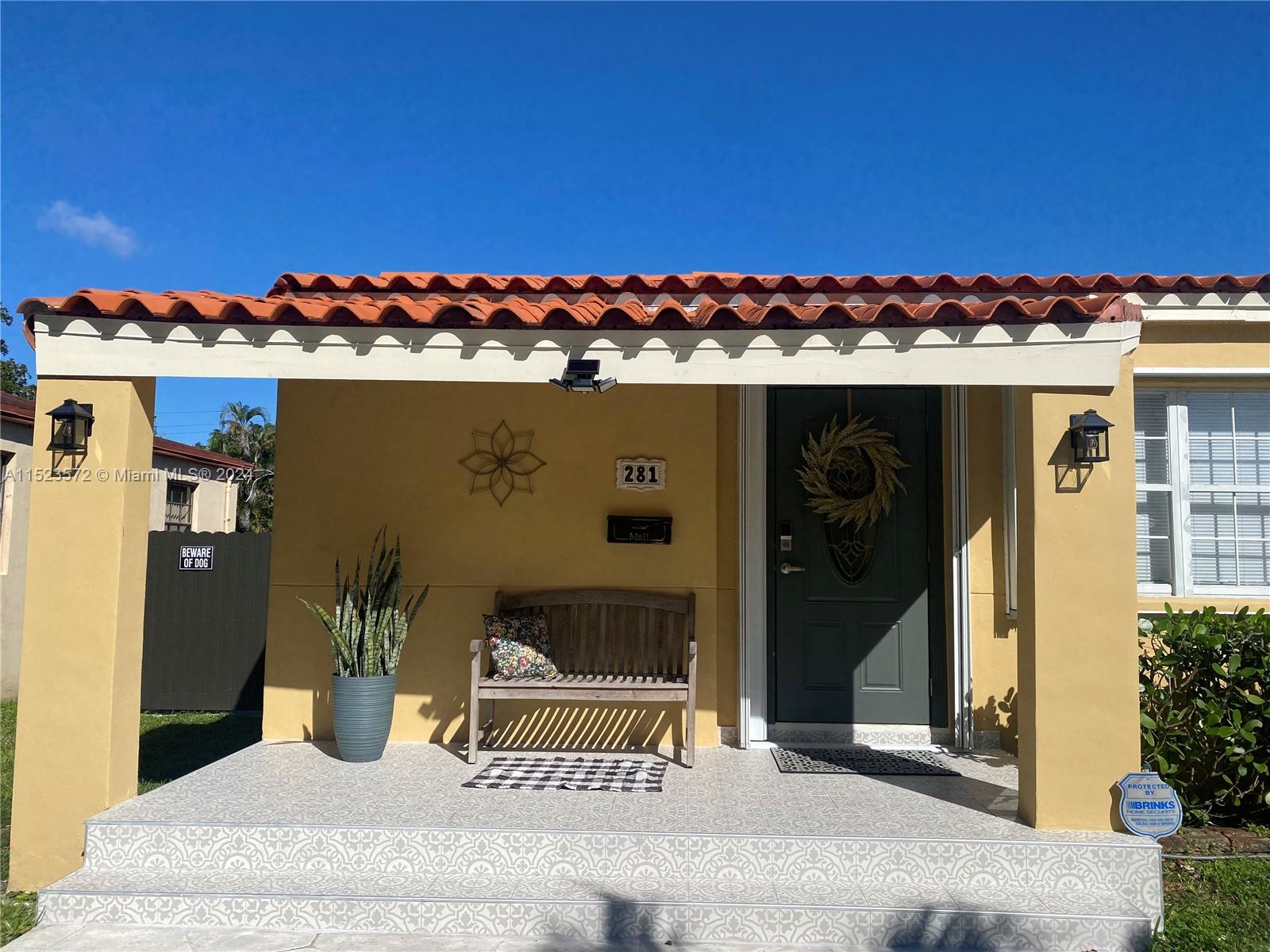 281 Lafayette Dr, Miami Springs, Florida 33166, 3 Bedrooms Bedrooms, ,2 BathroomsBathrooms,Residentiallease,For Rent,281 Lafayette Dr,A11523572