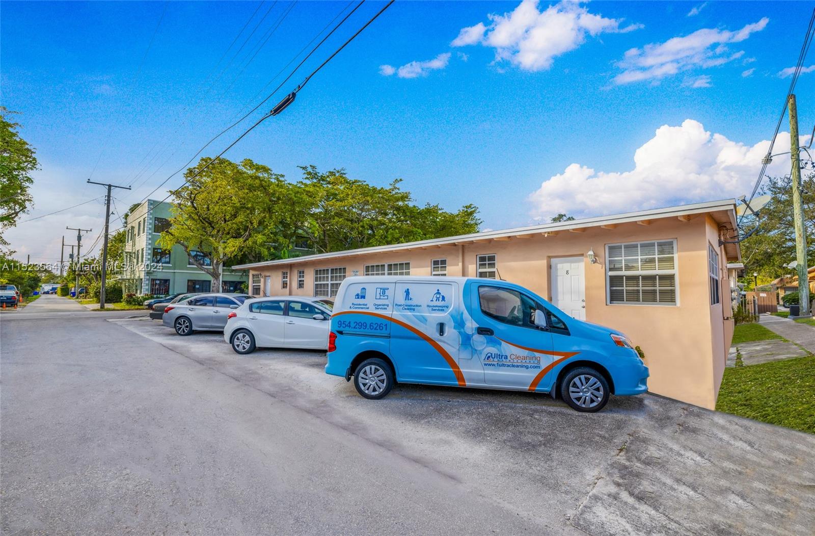 711 S 20th Ave, Hollywood, Florida 33020, ,Residentialincome,For Sale,711 S 20th Ave,A11523564