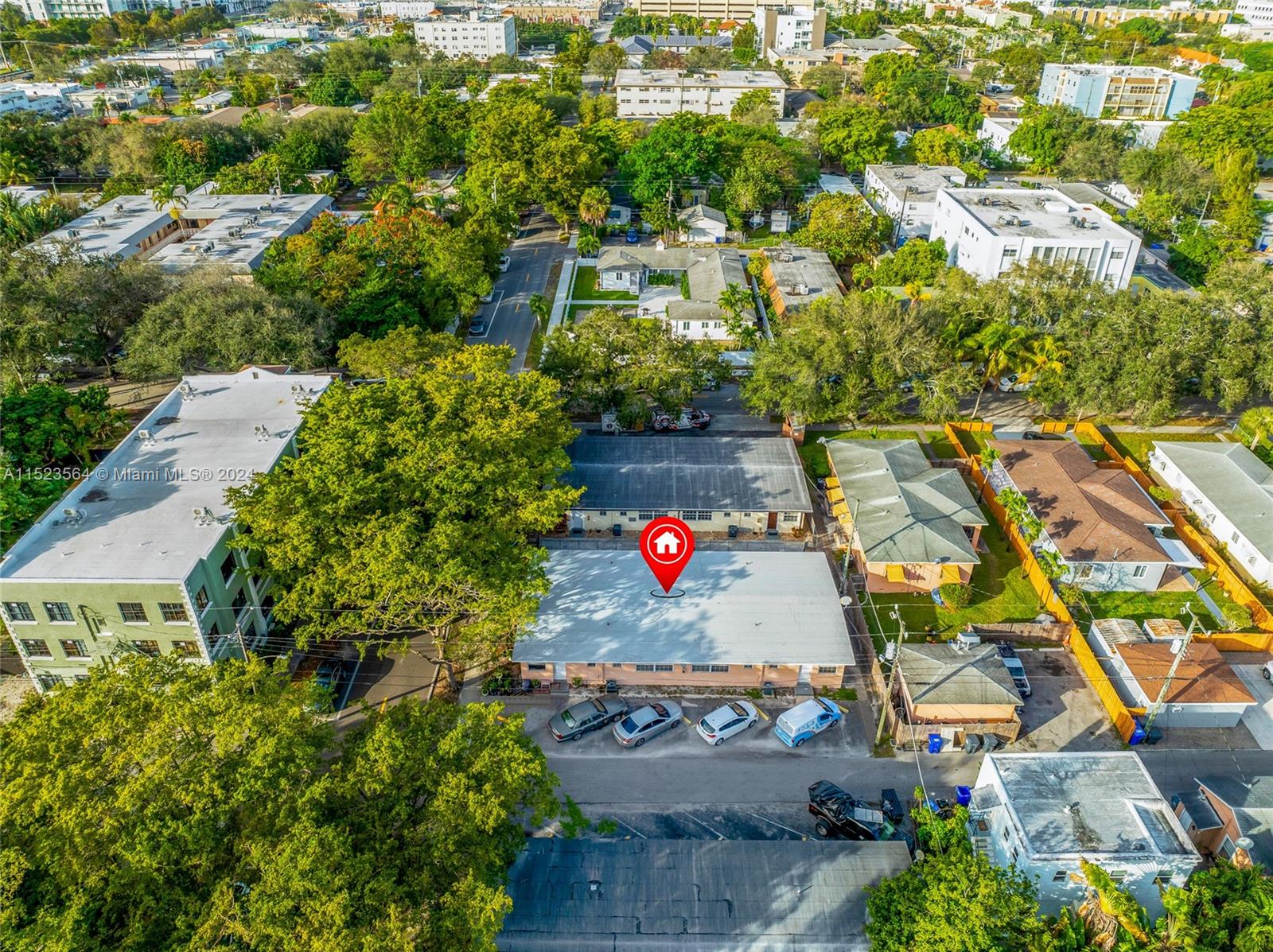 711 S 20th Ave, Hollywood, Florida 33020, ,Residentialincome,For Sale,711 S 20th Ave,A11523564