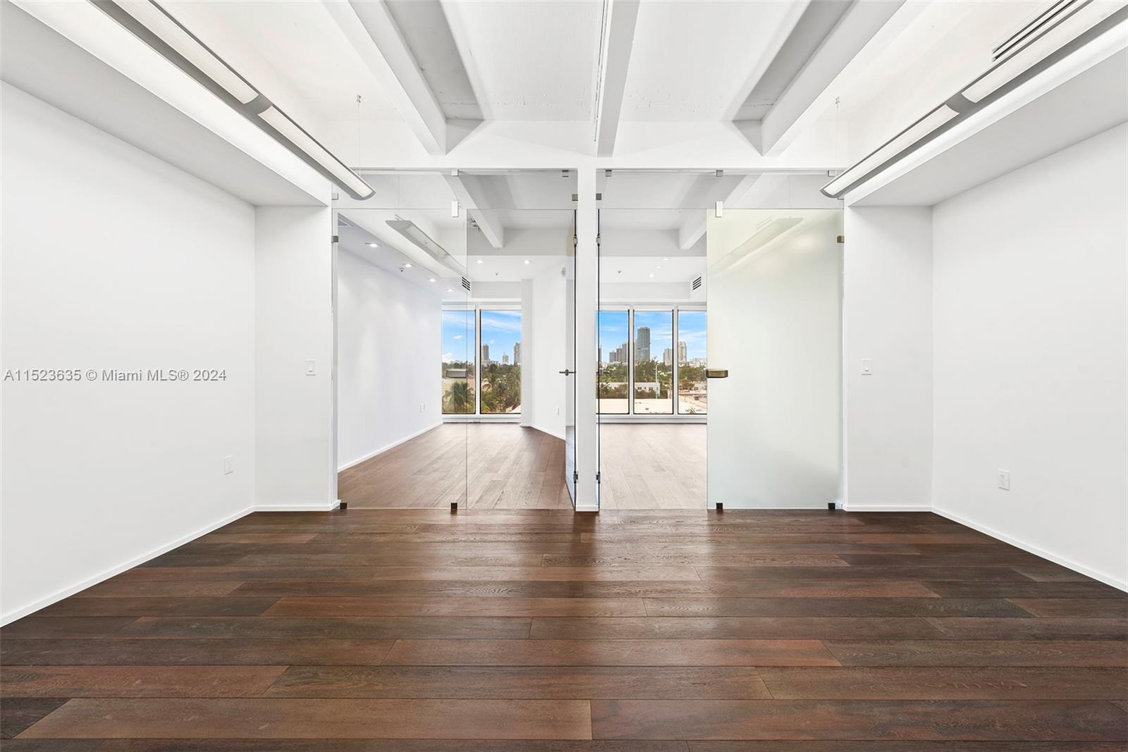 1680 Michigan Ave 919, Miami Beach, Florida 33139, ,Commerciallease,For Rent,1680 Michigan Ave 919,A11523635