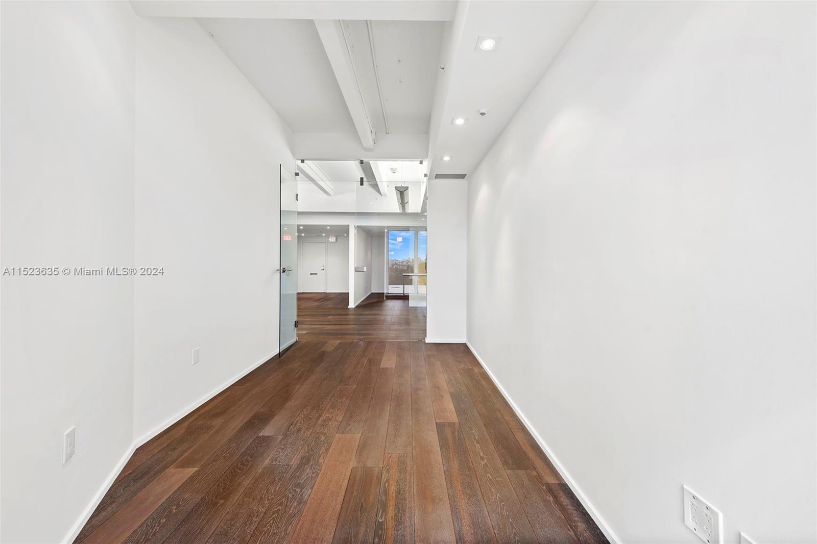 1680 Michigan Ave 919, Miami Beach, Florida 33139, ,Commerciallease,For Rent,1680 Michigan Ave 919,A11523635