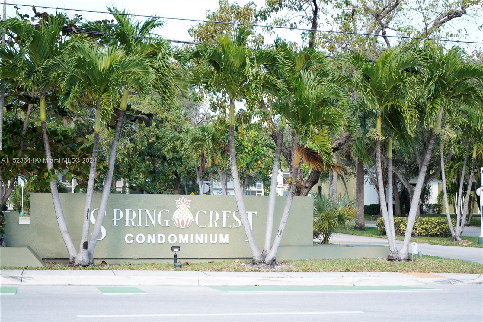 4215 N University Dr 301, Sunrise, Florida 33351, 2 Bedrooms Bedrooms, ,2 BathroomsBathrooms,Residential,For Sale,4215 N University Dr 301,A11523644