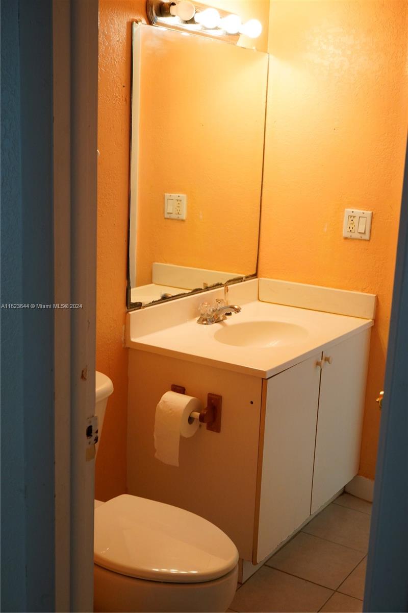 4215 N University Dr 301, Sunrise, Florida 33351, 2 Bedrooms Bedrooms, ,2 BathroomsBathrooms,Residential,For Sale,4215 N University Dr 301,A11523644