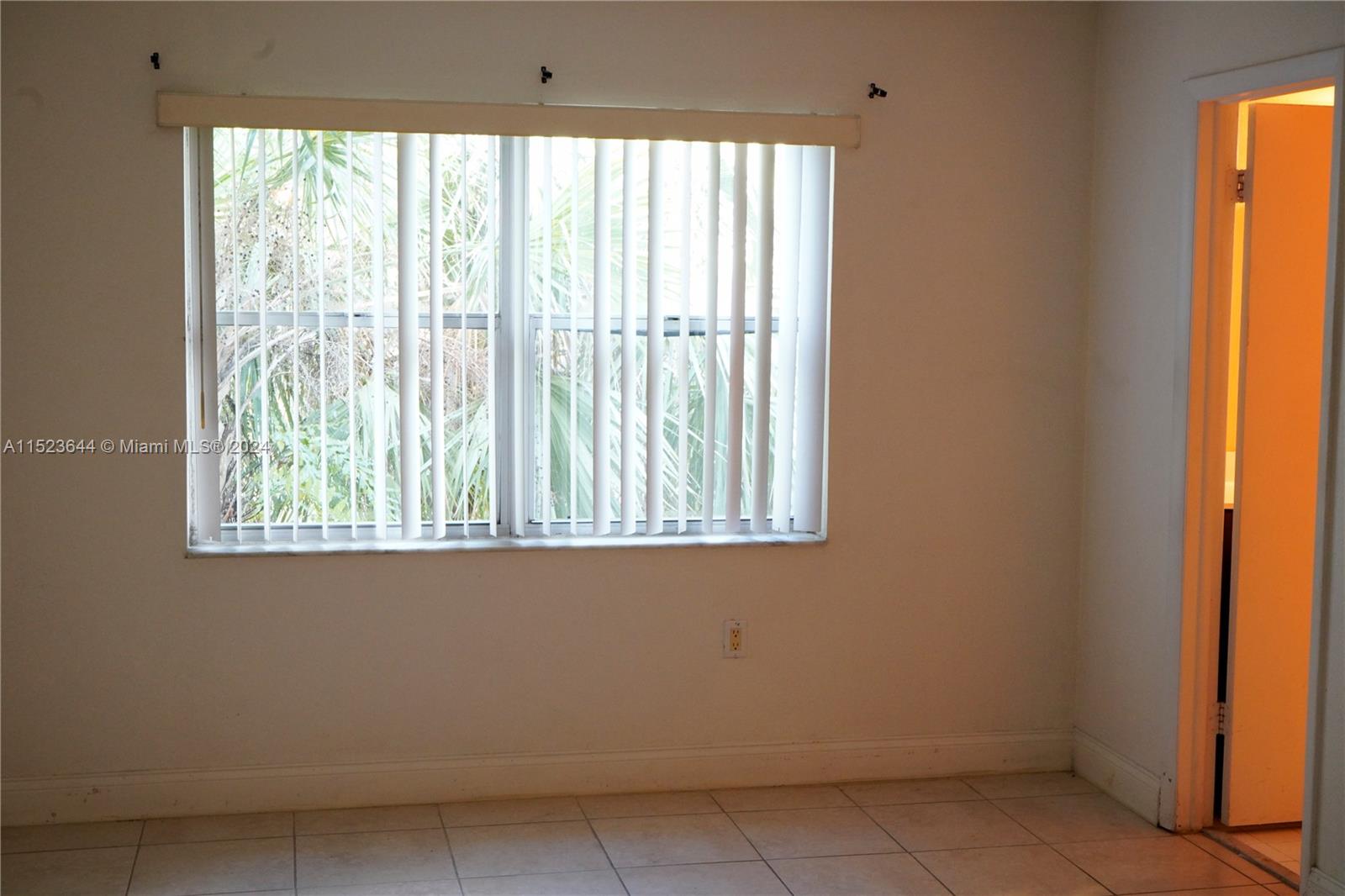 4215 N University Dr 301, Sunrise, Florida 33351, 2 Bedrooms Bedrooms, ,2 BathroomsBathrooms,Residential,For Sale,4215 N University Dr 301,A11523644