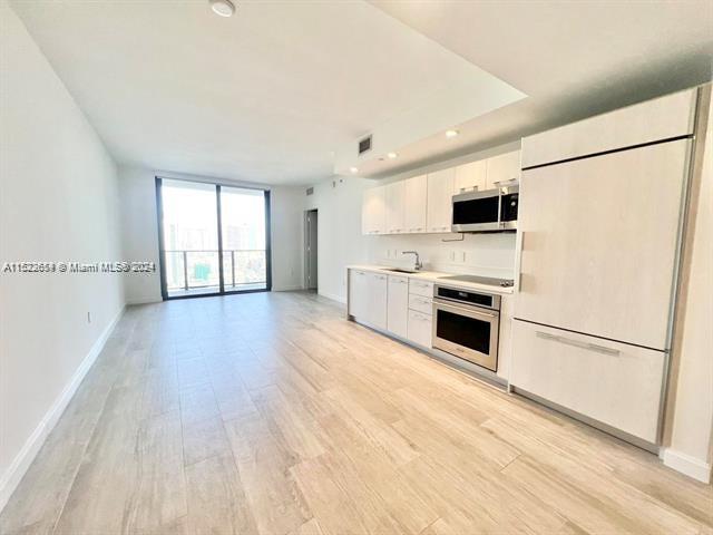 45 SW 9th St 3009, Miami, Florida 33130, 1 Bedroom Bedrooms, ,1 BathroomBathrooms,Residential,For Sale,45 SW 9th St 3009,A11523654
