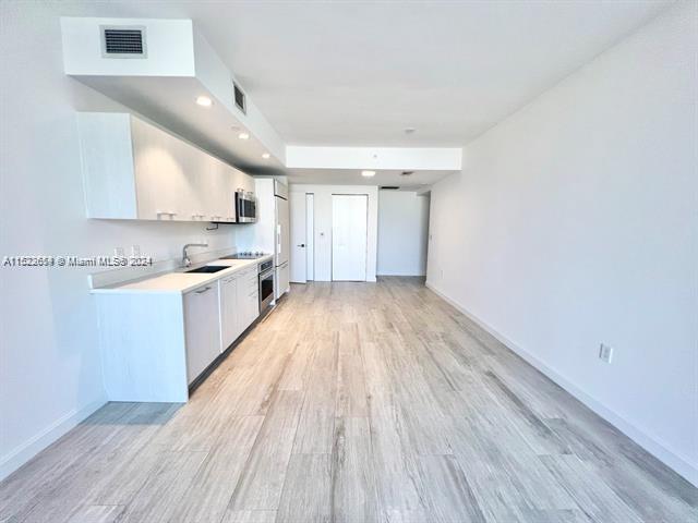 45 SW 9th St 3009, Miami, Florida 33130, 1 Bedroom Bedrooms, ,1 BathroomBathrooms,Residential,For Sale,45 SW 9th St 3009,A11523654