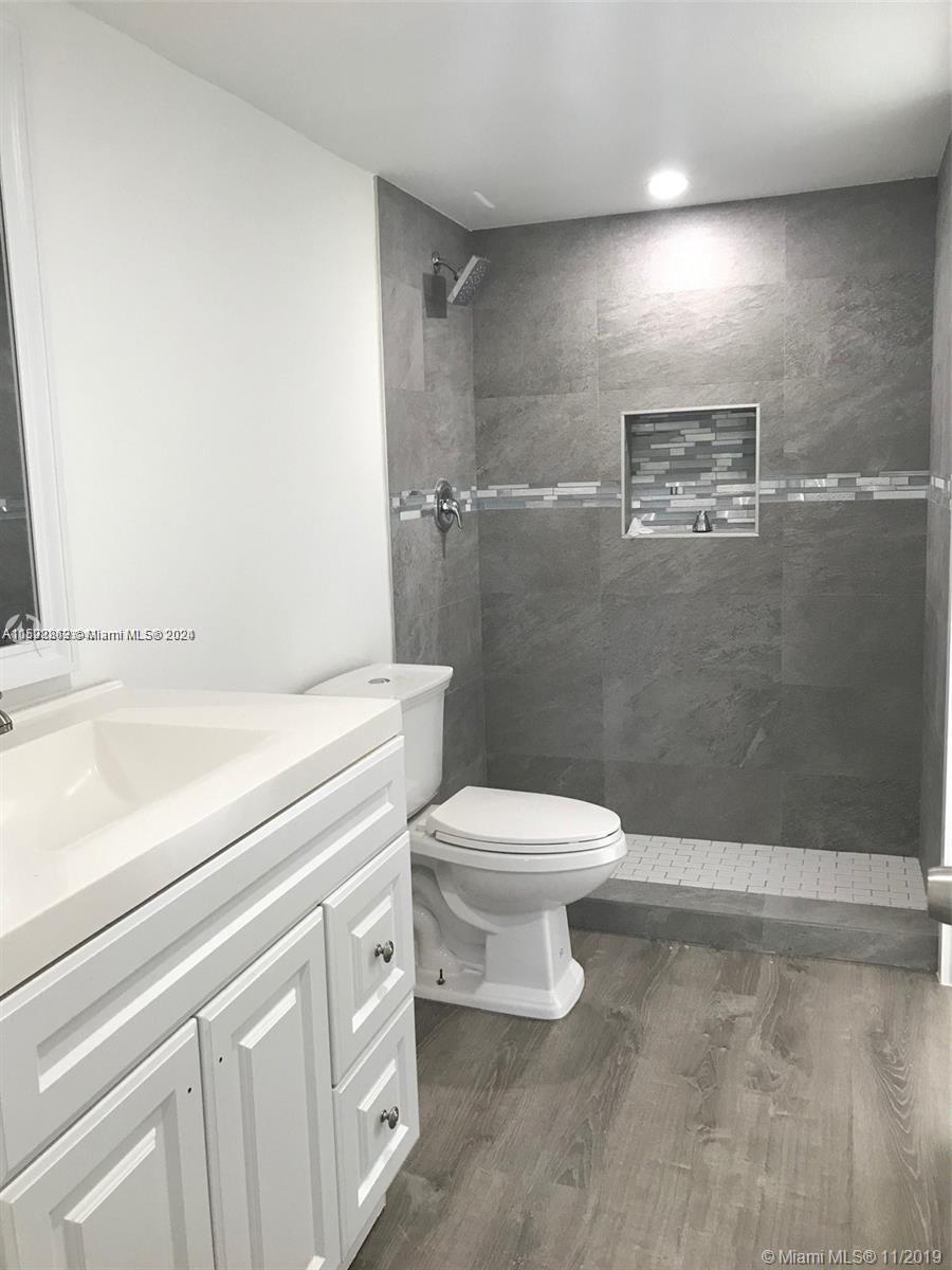 8879 Fontainebleau Blvd 204, Miami, Florida 33172, 2 Bedrooms Bedrooms, ,1 BathroomBathrooms,Residential,For Sale,8879 Fontainebleau Blvd 204,A11522862