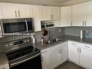 8879 Fontainebleau Blvd 204, Miami, Florida 33172, 2 Bedrooms Bedrooms, ,1 BathroomBathrooms,Residential,For Sale,8879 Fontainebleau Blvd 204,A11522862