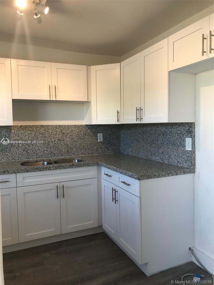 8879 Fontainebleau Blvd 204, Miami, Florida 33172, 2 Bedrooms Bedrooms, ,1 BathroomBathrooms,Residential,For Sale,8879 Fontainebleau Blvd 204,A11522862