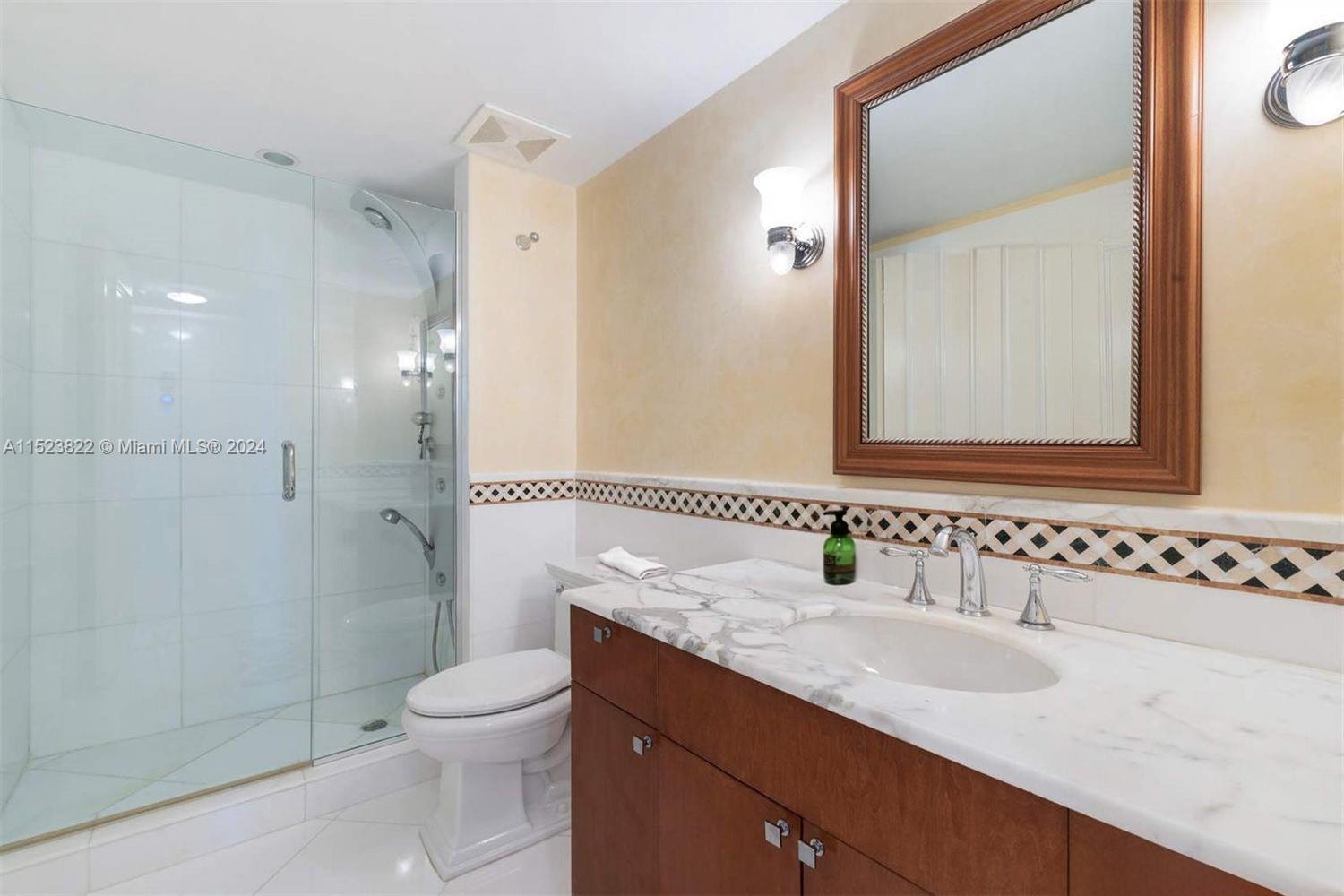 19355 Turnberry Way 20L, Aventura, Florida 33180, 3 Bedrooms Bedrooms, ,2 BathroomsBathrooms,Residential,For Sale,19355 Turnberry Way 20L,A11523822