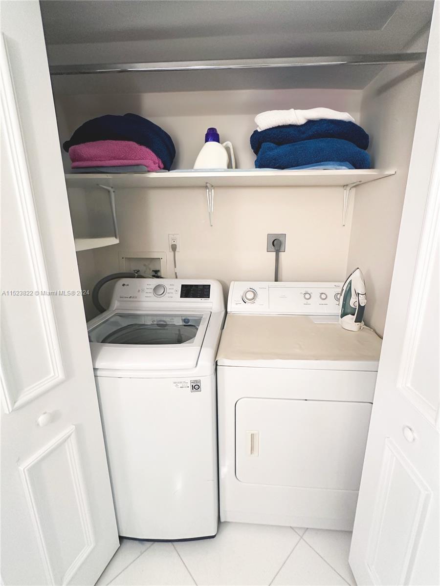 19355 Turnberry Way 20L, Aventura, Florida 33180, 3 Bedrooms Bedrooms, ,2 BathroomsBathrooms,Residential,For Sale,19355 Turnberry Way 20L,A11523822