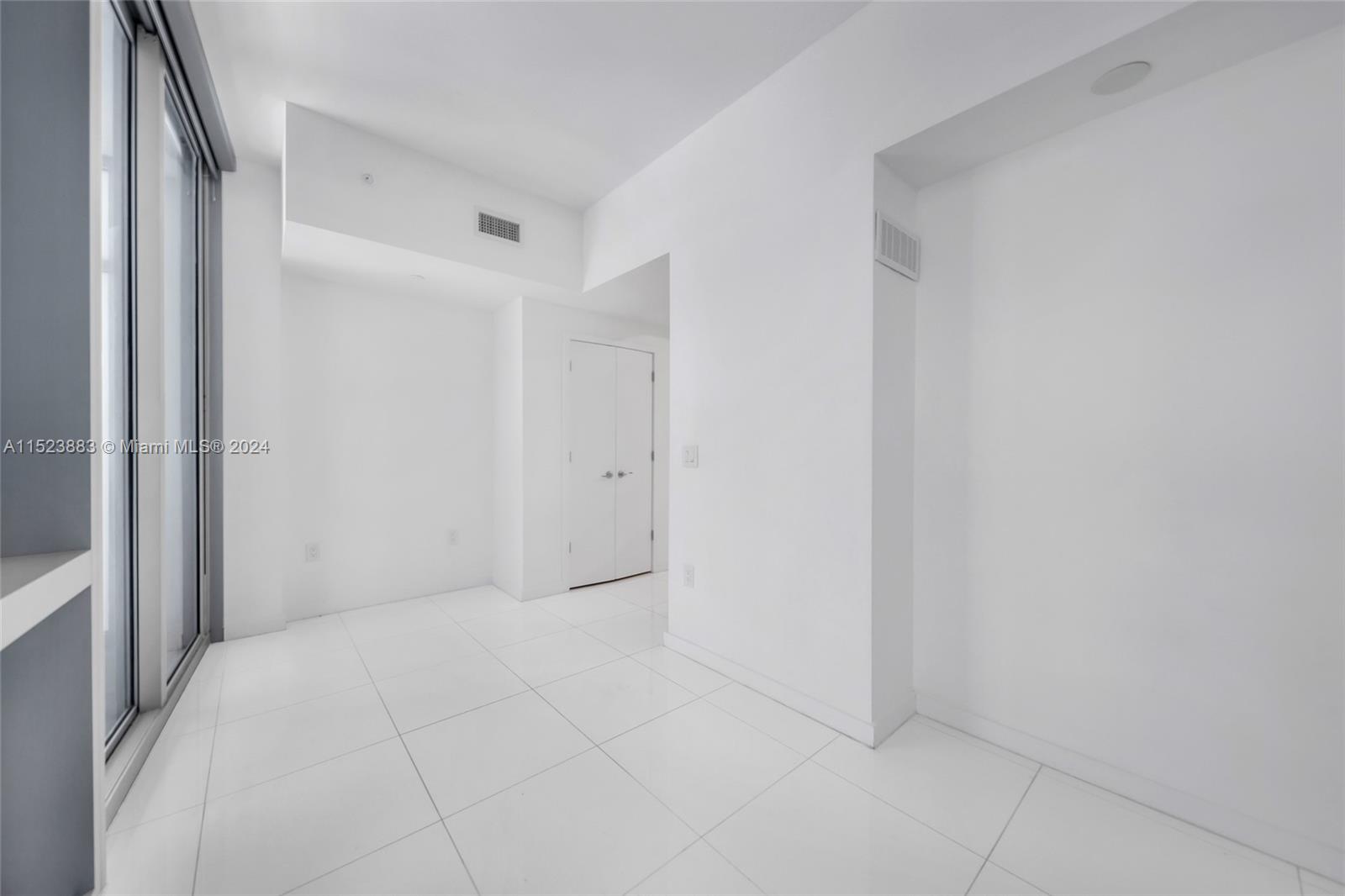 851 NE 1st Ave 204, Miami, Florida 33132, ,1 BathroomBathrooms,Residential,For Sale,851 NE 1st Ave 204,A11523883