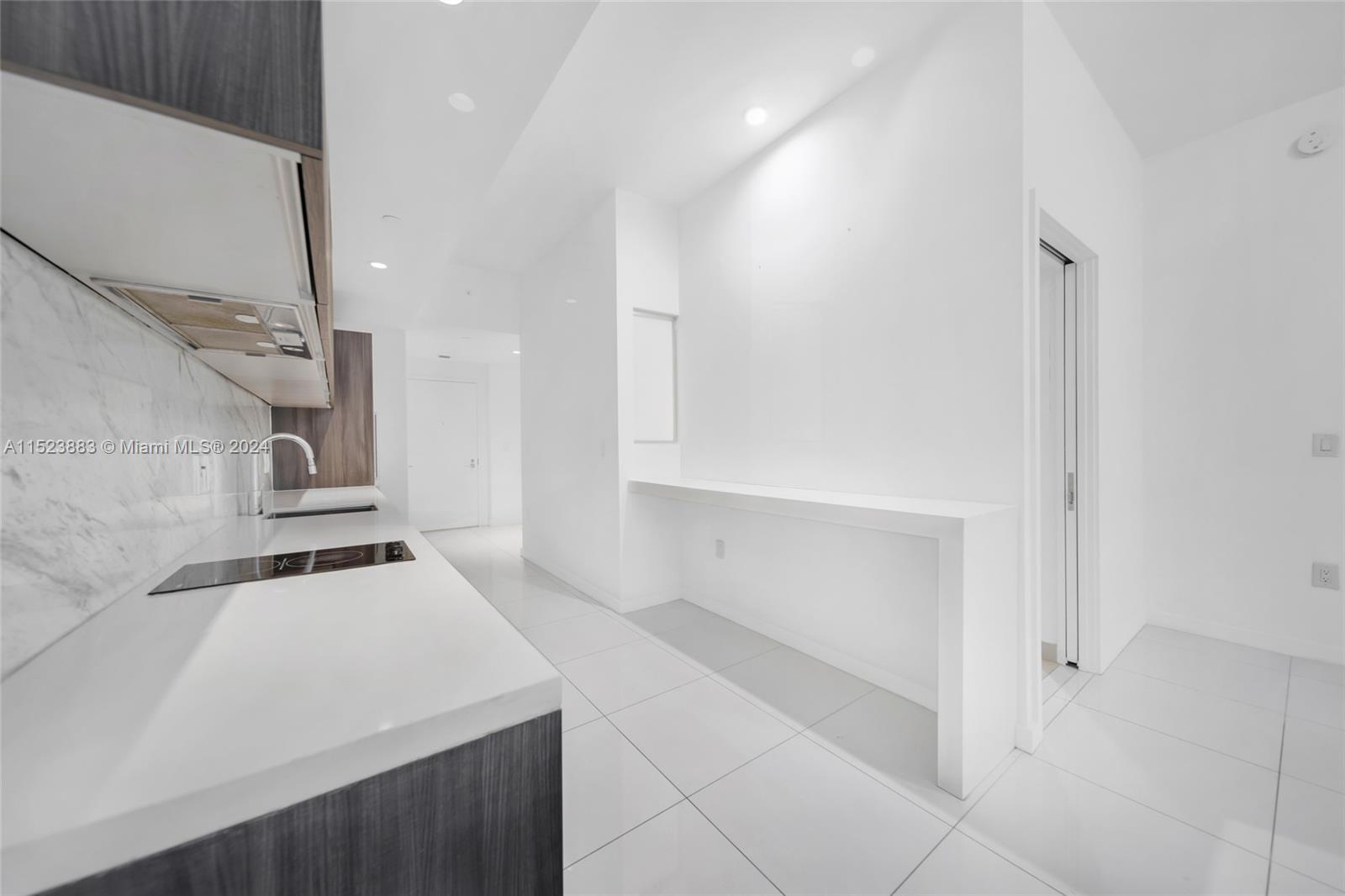 851 NE 1st Ave 204, Miami, Florida 33132, ,1 BathroomBathrooms,Residential,For Sale,851 NE 1st Ave 204,A11523883