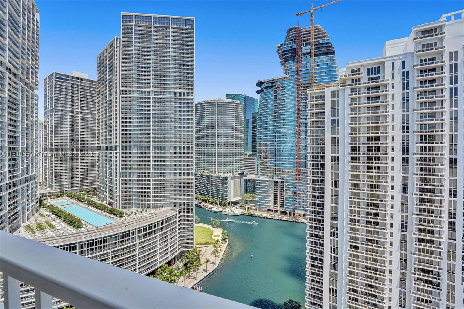 801 Brickell Key Blvd 1804, Miami, Florida 33131, 3 Bedrooms Bedrooms, ,3 BathroomsBathrooms,Residentiallease,For Rent,801 Brickell Key Blvd 1804,A11510659