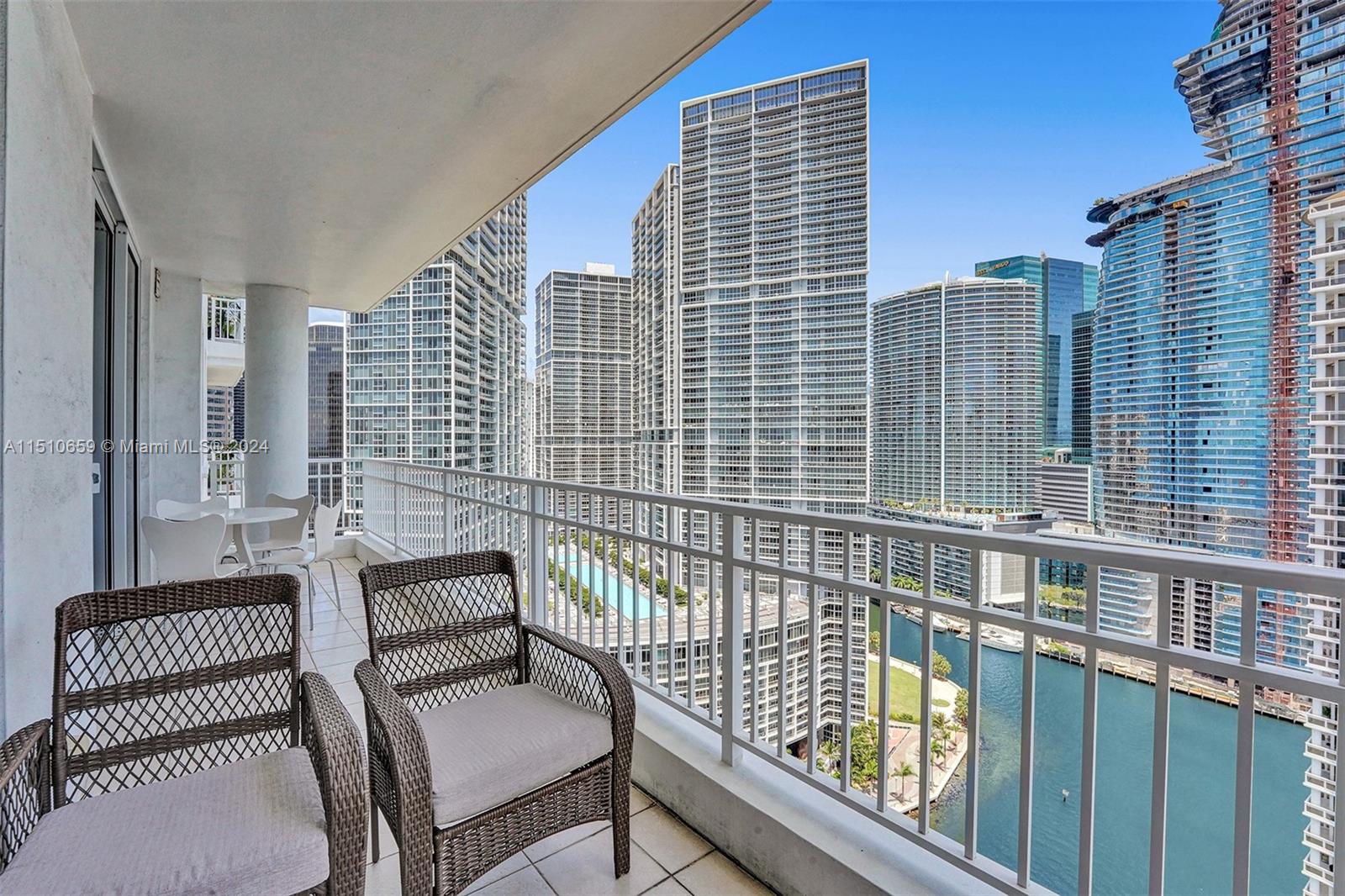 801 Brickell Key Blvd 1804, Miami, Florida 33131, 3 Bedrooms Bedrooms, ,3 BathroomsBathrooms,Residentiallease,For Rent,801 Brickell Key Blvd 1804,A11510659